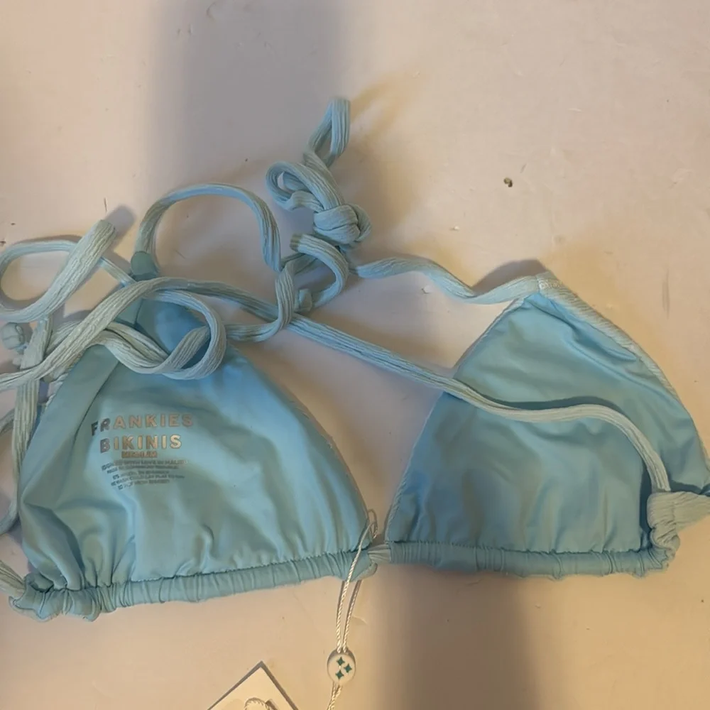 Frankie’s Bikinis top